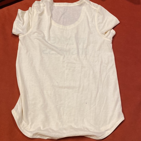 🆕🥃🆕 T-shirt size L - Picture 4 of 4